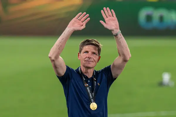 Oliver Glasner will nach dem Europa League Sieg auch den Super-Cup und die Champions League nach Frankfurt holen.