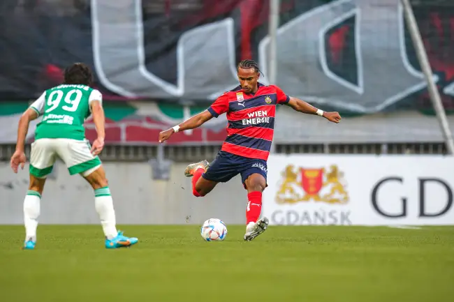 Emanuel Aiwu Rapid Wien